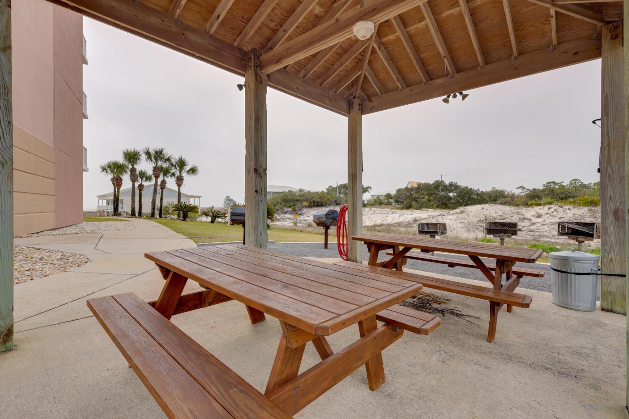 Gulf Shores Condo With Balcony 2 Mi To Fort Morgan! Bagian luar foto